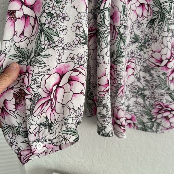 Torrid Floral Georgette Bow Tie Blouse Office Valentines Sexy Date Night Size 4X - Picture 3 of 6